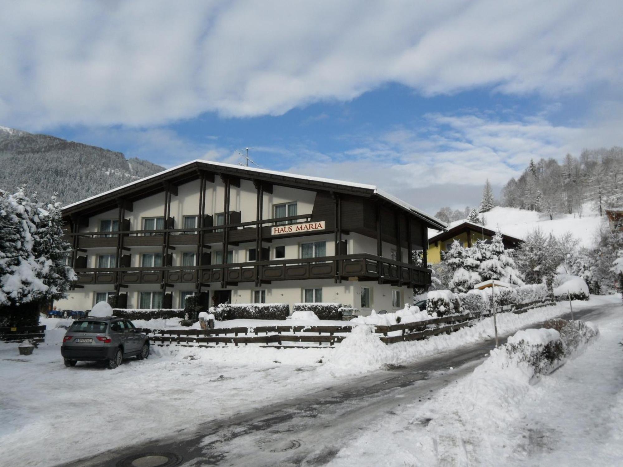 Hotel Haus Maria Bad Kleinkirchheim Exterior foto