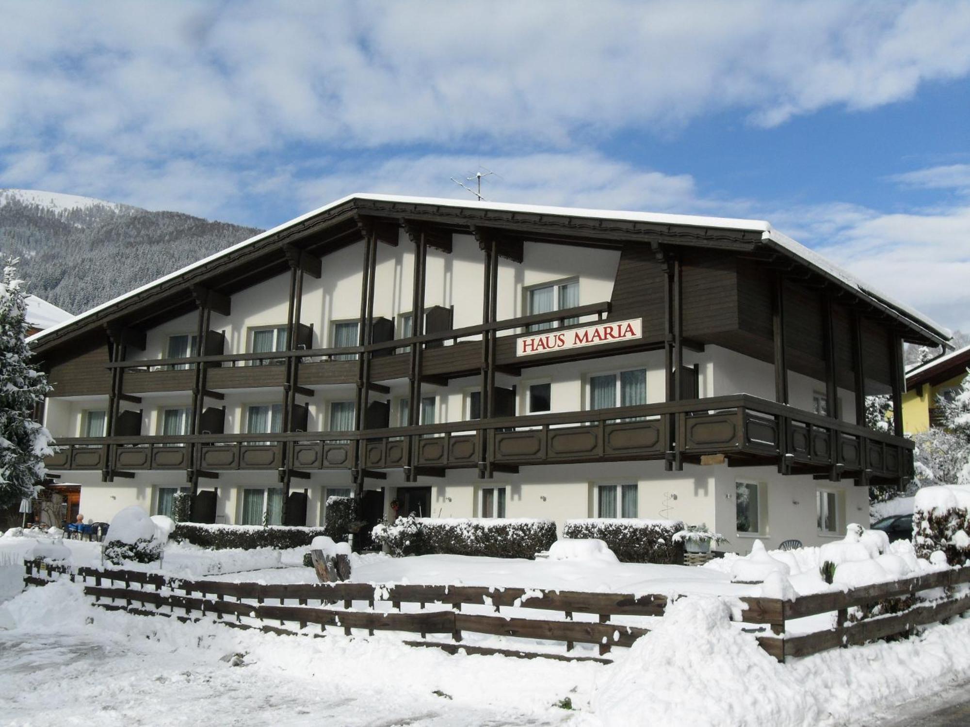 Hotel Haus Maria Bad Kleinkirchheim Exterior foto