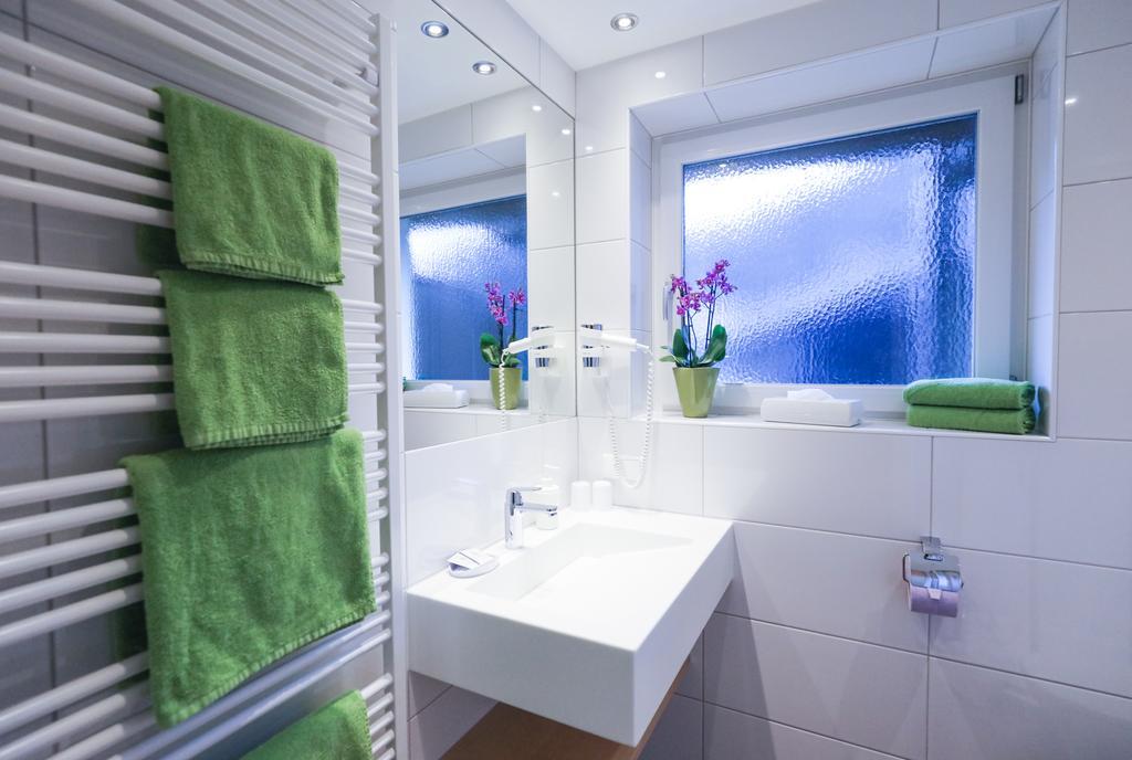 Hotel Haus Maria Bad Kleinkirchheim Habitación foto